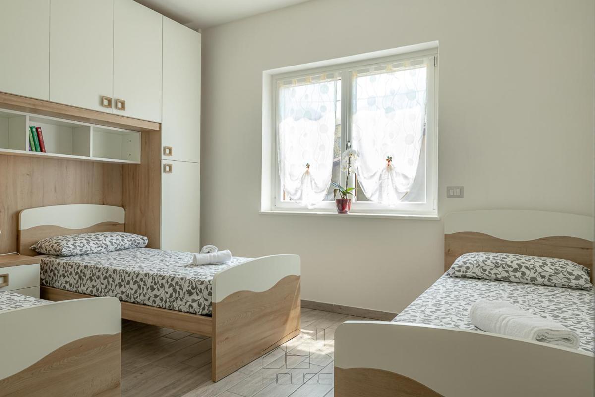 Dea House Apartment เนสโซ ภายนอก รูปภาพ